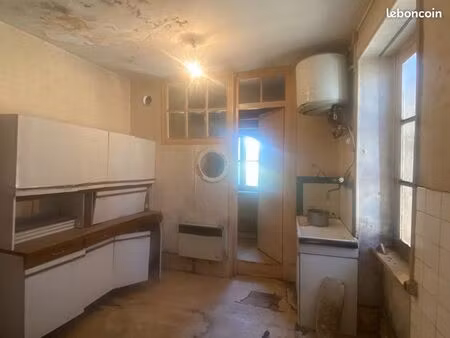 appartement 5 pièces 120m2 à saint-amour
