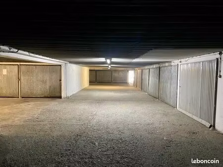 vend garage box toulouse