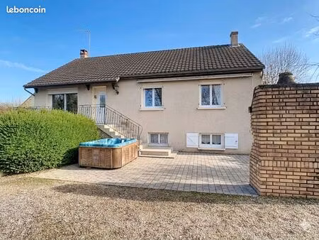 maison 6 pièces 100 m²
