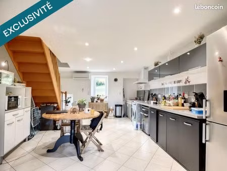 maison de village 3 pièces 55 m²