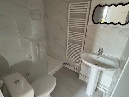 appartement studio centre-ville de châteaudun