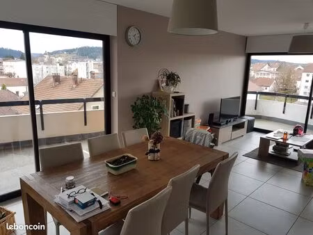 loue proche centre ville t3 72 m²avec garage et terrasse