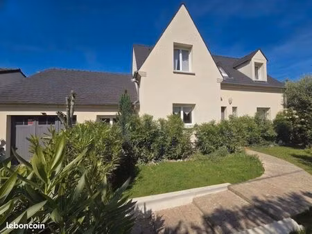 maison familiale non mitoyenne - 137m² - drancy (quartier
