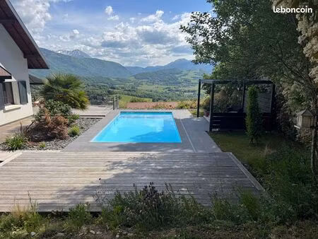 maison d'exception avec vue imprenable entièrement rénovée