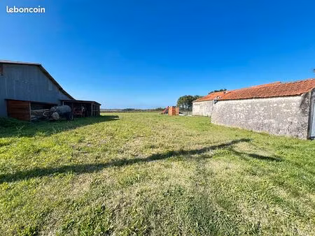 terrain 665 m² arvert