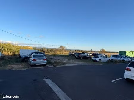 terrain d’activité professionnel de 2500 m2 divisibles