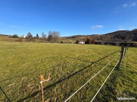 terrain constructible - 1230m²