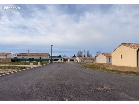 terrain 512 m² revel