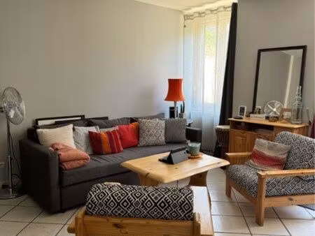 t4 en duplex avec terrasse