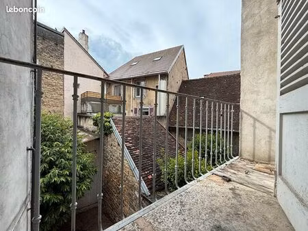appartement 2 pièces 62 m²