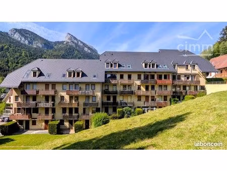 studio 1 pièce 18 m²
