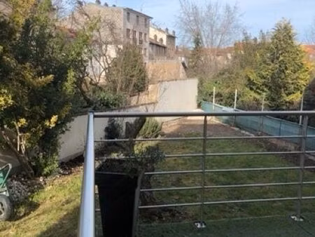 vends appartement rez de jardin + stationnement artem