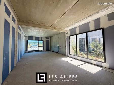 bureau 106 m²