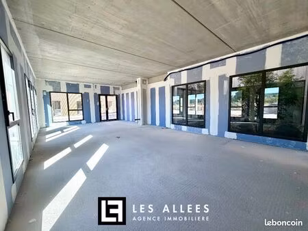 bureau 71 m²