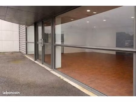 local commercial 498 m²