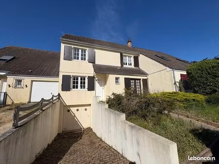 pavillon 5 pièces 104 m²