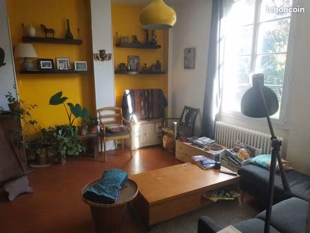 maison meublée à limoux  à louer au mois pour l'été