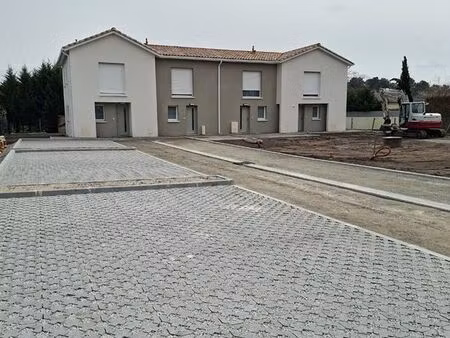 maison 7 pièces 75 m²