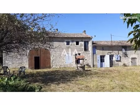 maison 4 pièces 300 m²