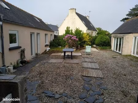 double façade mitoyenne (plus de 300 m² habitables) en finistère nord  secteur baie de mor