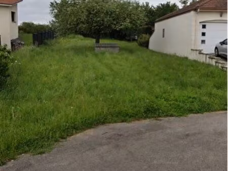 terrain constructible 600 m²