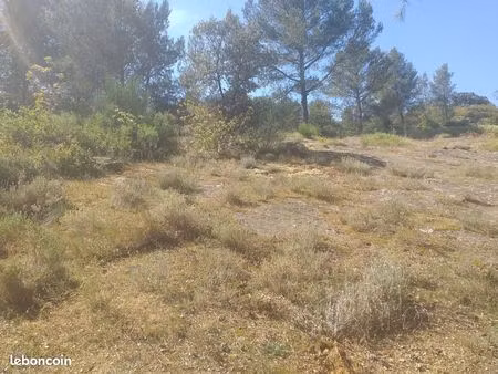 terrain situé en zone résidentielle 30400 villeneuve-lès-avignon