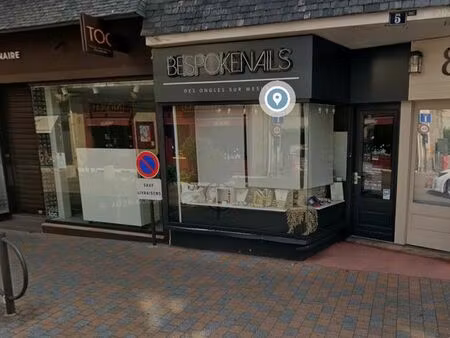 local commercial hyper centre