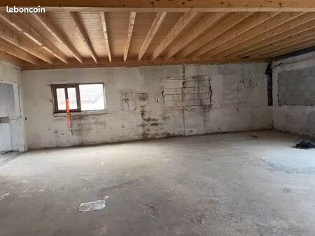 ? local de stockage / petite activité à louer – 130 m² + mezzanine