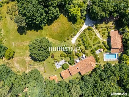 longère 10 pièces 220 m²