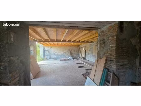 vends longère berrichonne à retaper
