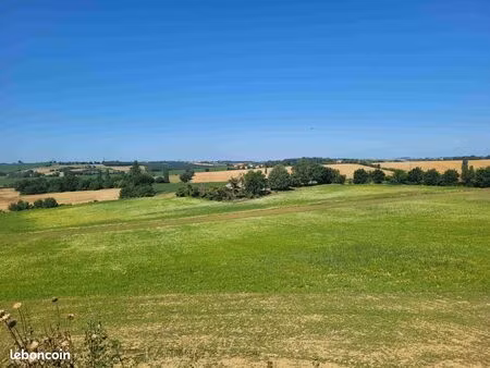 terrain plat en campagne