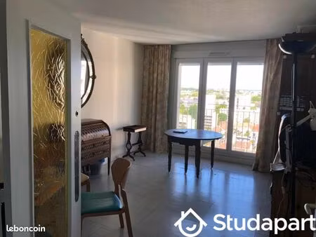 chambre 1 pièce 10 m²