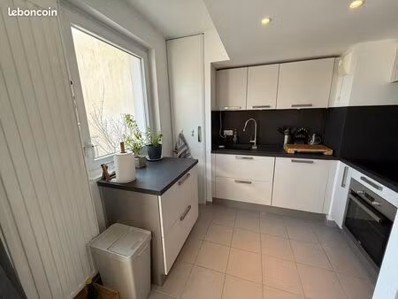 bel appartement 3 pièces lumineux secteur calme et paisible