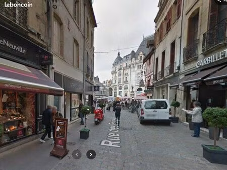 local commercial 84 m²