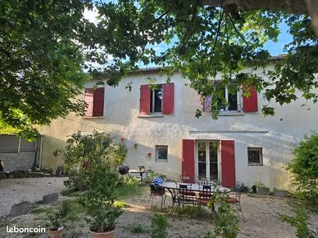 mas 6 pièces 171 m²