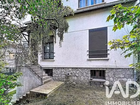 propriété 9 pièces 268 m²