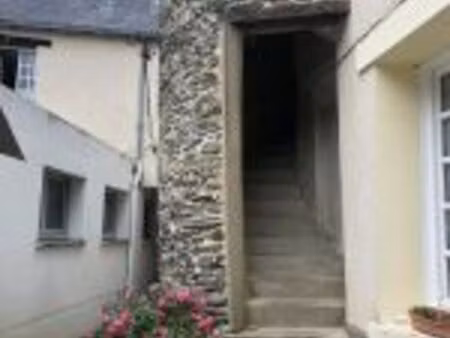 maison 8 pièces 150 m²
