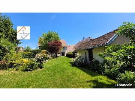 maison 8 pièces 182 m²