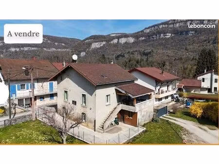 vend maison vaux les saint claude