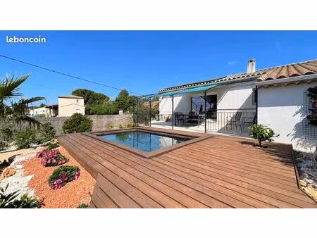 rare  à 10 mn d'uzes  villa de plain pied récente (dpe a) sans travaux  terrasse  bassin s