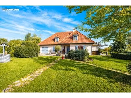 maison 6 pièces 157 m²