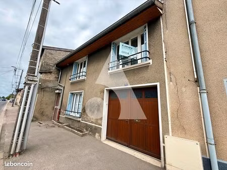 maison de village 4 pièces 150 m²