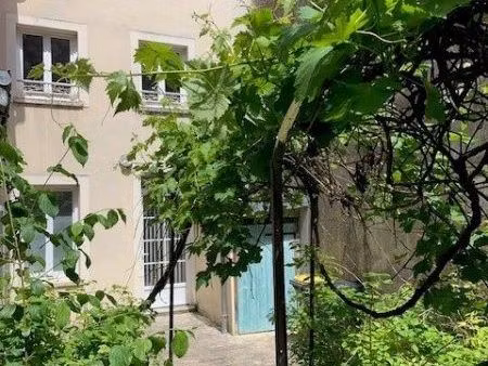 immeuble 122 m² puiseaux