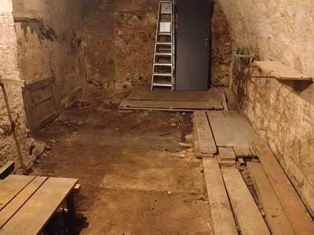 cave bordelaise