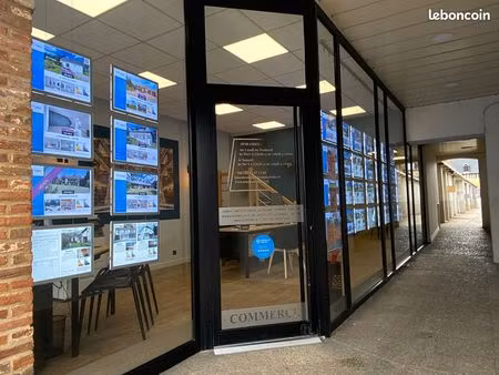 local commercial 83 m² le neubourg
