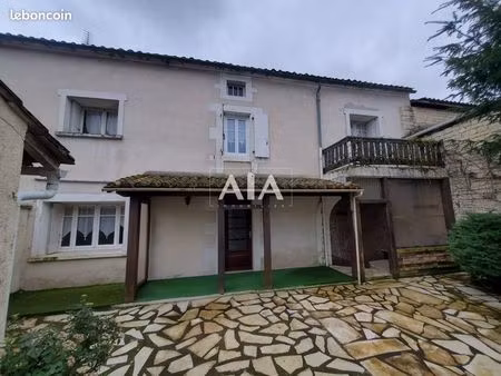 maison 5 pièces 200 m²