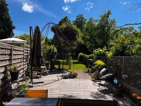 maison de ville 8 pièces 124 m²