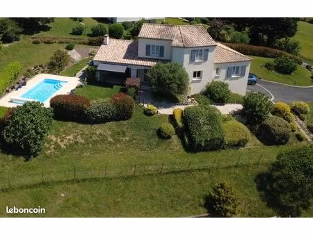 maison 6 pièces 128 m²