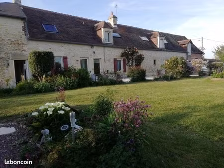 longere en pierre