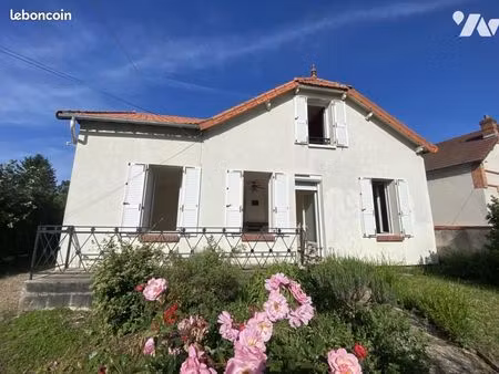 maison 7 pièces 106 m²